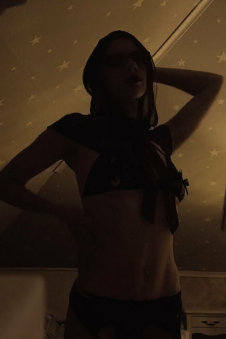 astarothluciferam nudes model image