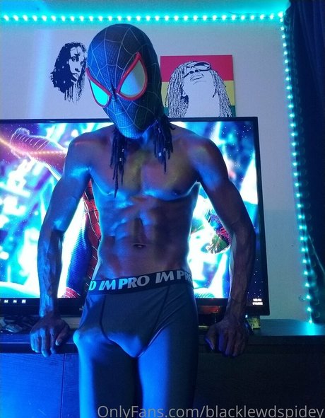 blacklewdspidey hot pornstar image