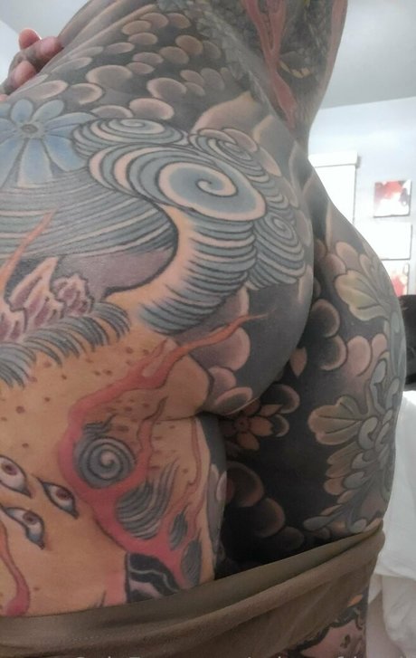 prismofdeath sexy model img