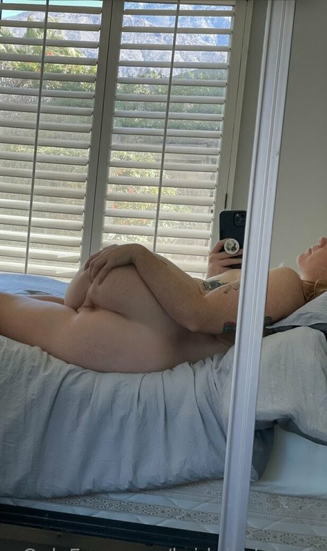 Scarlettebegonia sex model pic