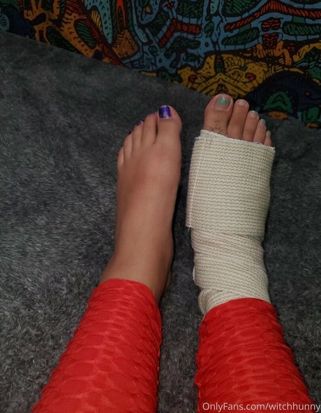 witchhunny pornstar nude gallery