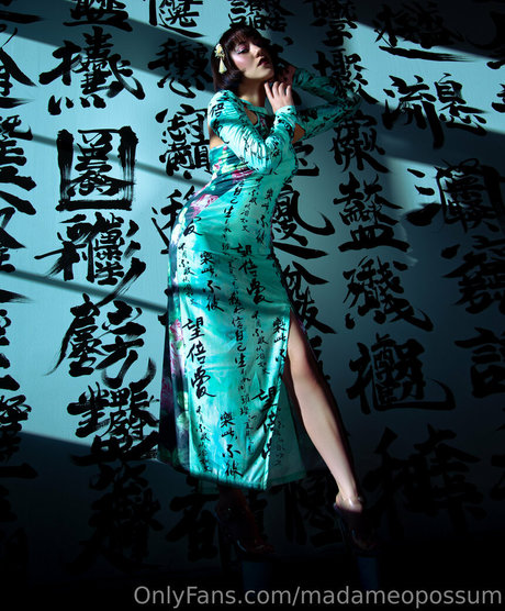 madameopossum art actress pic