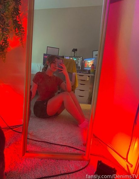 blonde princess onlyfans hot naked picture