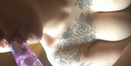 slut milf onlyfans nude photo