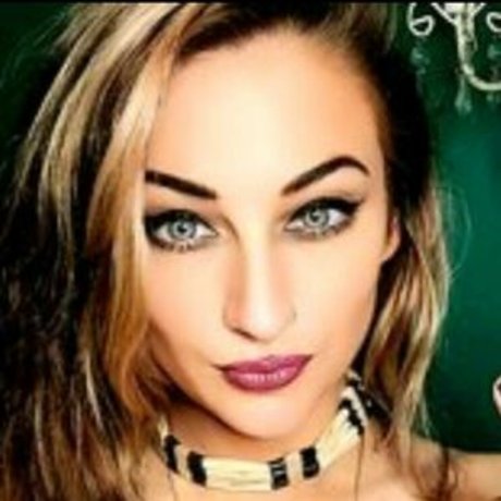 Unpopular opinion queen actress img