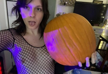 slut milf onlyfans sexy naked image