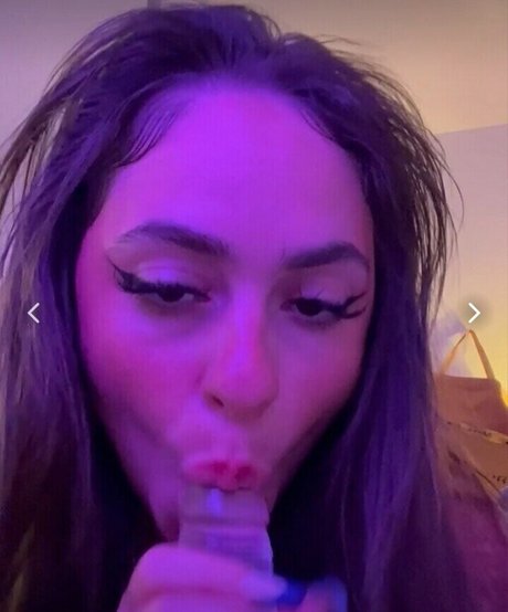 young onlyfans pretty image