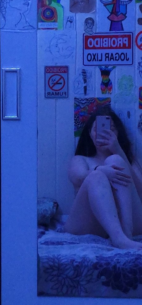 Rayana Silveira nude actress photos