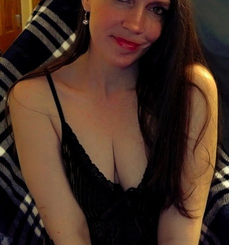 Molly Nova pornographic actress pics