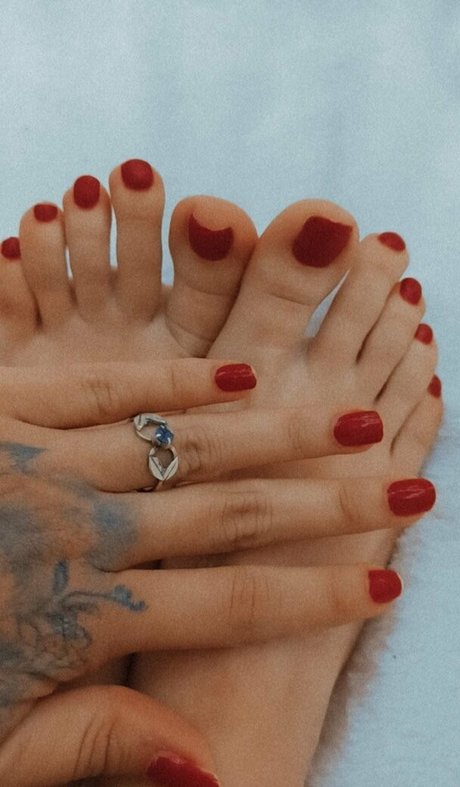 al3gomita beautiful model photo