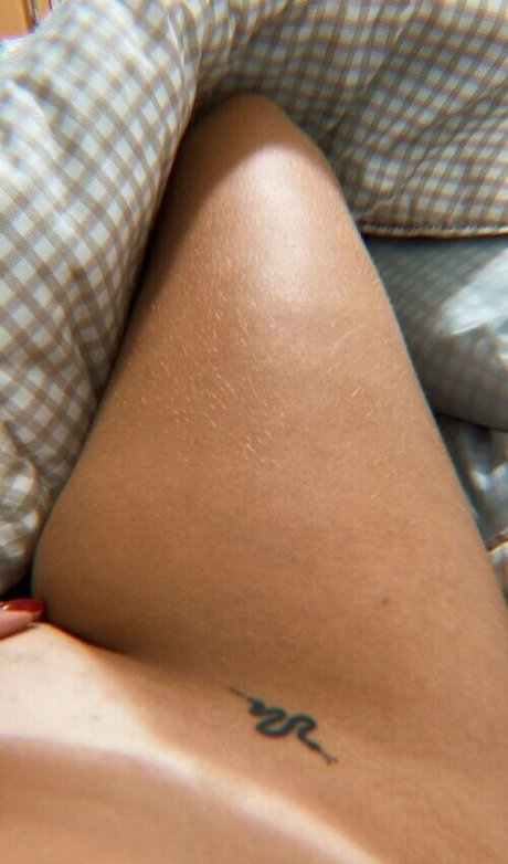 Laura Bestetti Stein erotic model photos