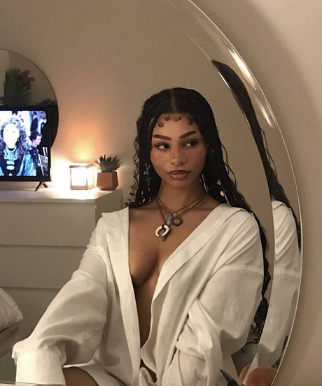 selwrite sex actress img