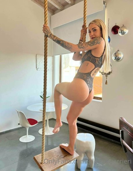 gloriabianchi art star gallery