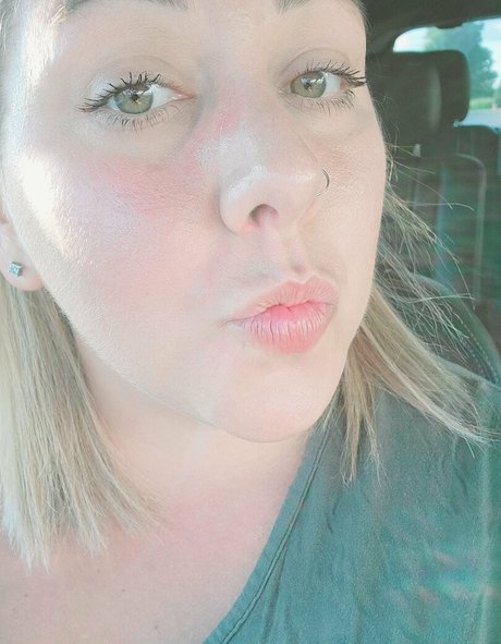 sexybbwmom11 sex actress pic