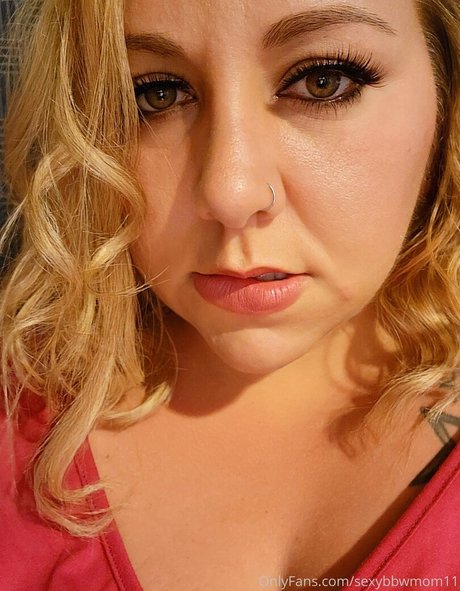sexybbwmom11 nudes model img