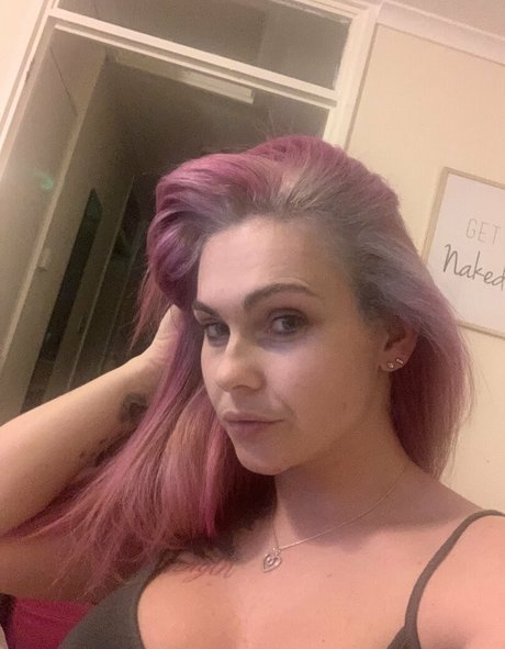 roxikeogh actress galleries