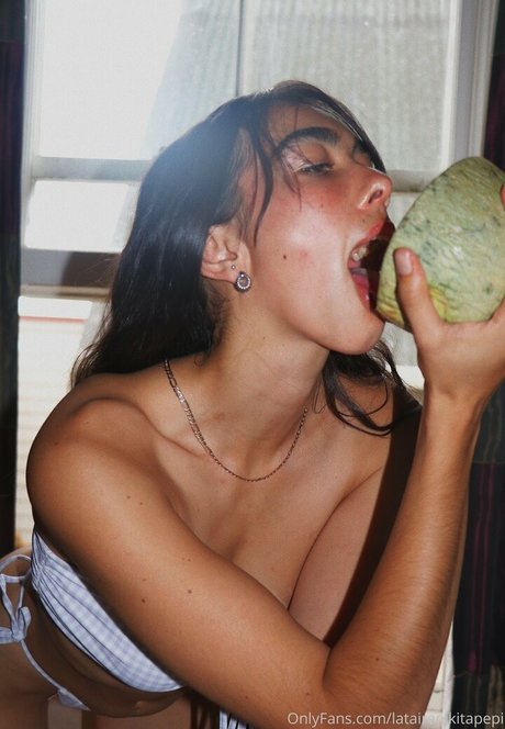 latairepepi nice model pic