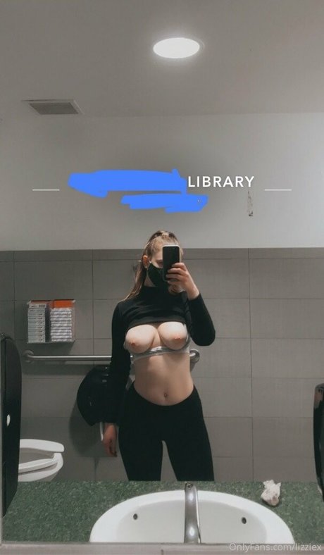 Lizziex hot pornstar images