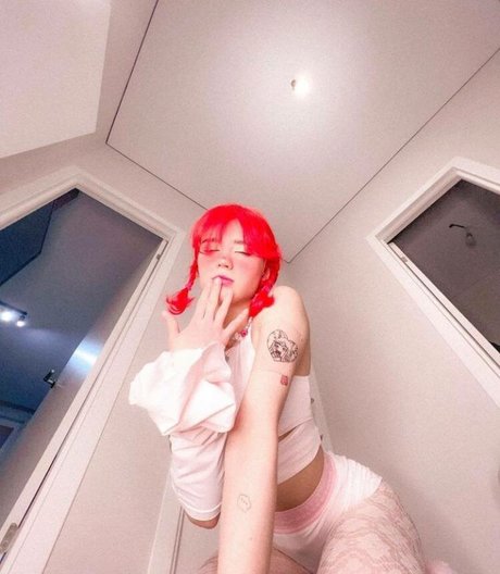 Flaffyx sexy model image