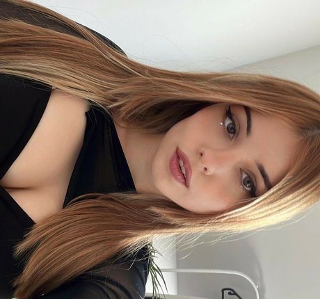 Foalfish nude pornstar photos