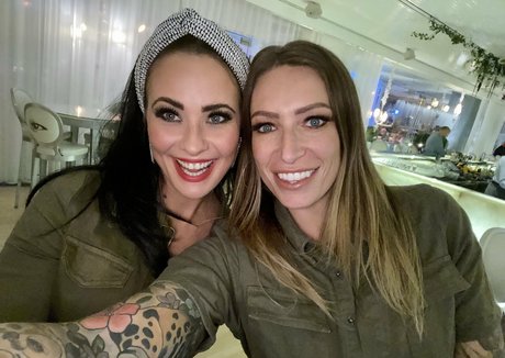 ava austen naked actress pics