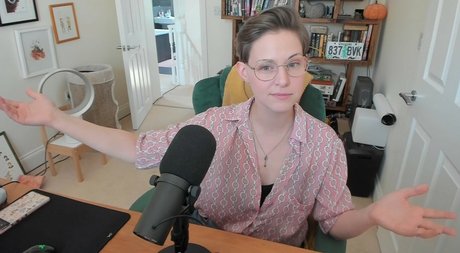 thick girls onlyfans hot sexy pics