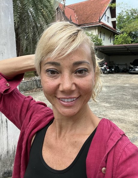 Mommy Di pornstar top img