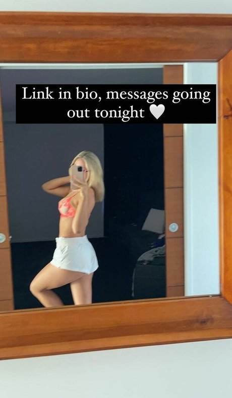 Catherine Belle xxx pornstar archive