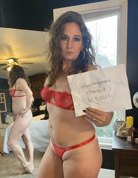 Laineymarie nude pornstar pic