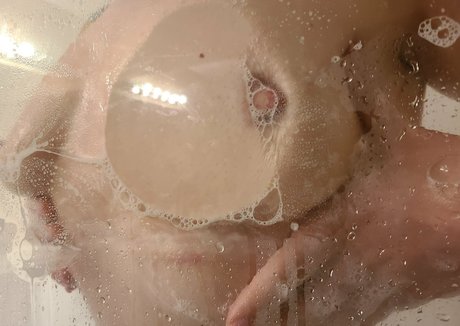 actualgoodgirl Profile