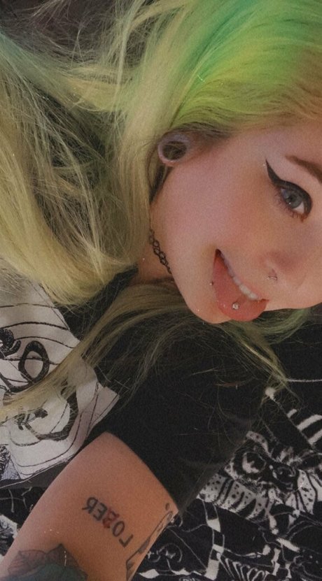 crybbykittenn nice star picture