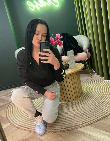 samantha heat model nice photos