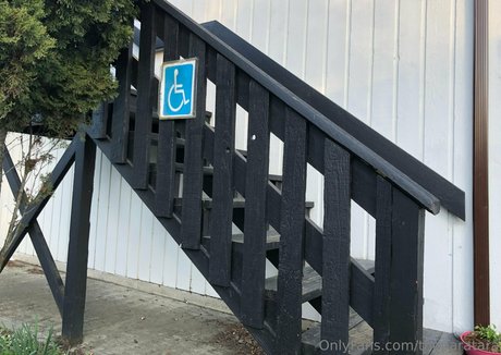 pretty ebony onlyfans hd pics