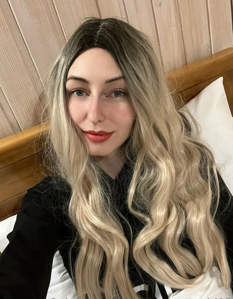 blonde muscle onlyfans beautiful xxx picture