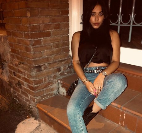 Rita Senatore sexy actress img