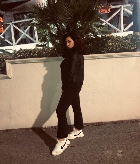 Rita Senatore exclusive model img