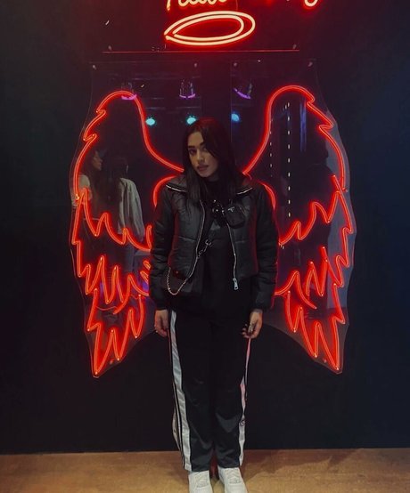 teen young onlyfans nude photos