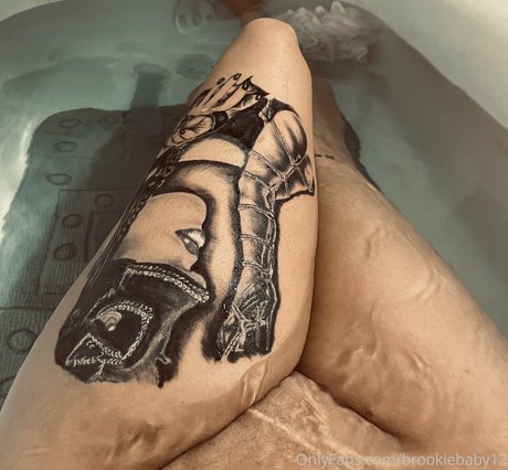 brookiebaby12 pornographic model img