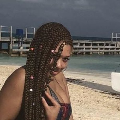 yungmedusa7 exclusive pornstar pics