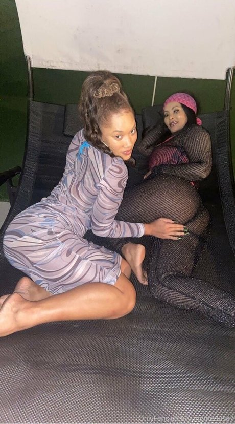 yungmedusa7 pretty model images