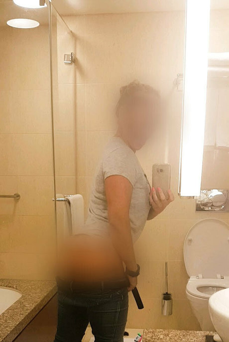 girl on girl onlyfans best image