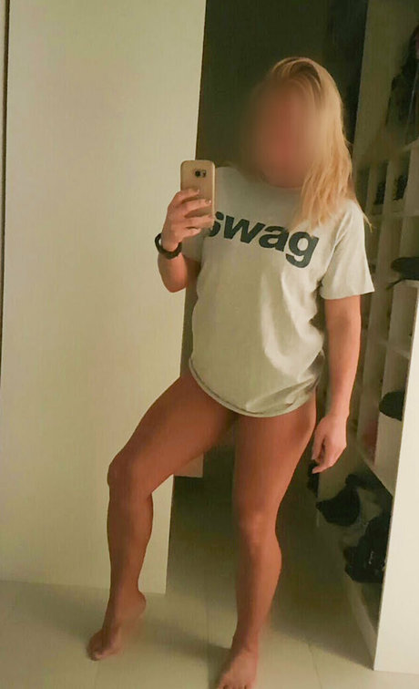 miss stocking nude model archive