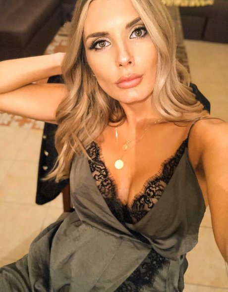 Alicia Hill star nudes archive