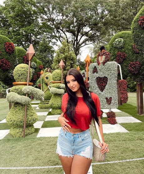 Alison Rainer exclusive pornstar gallery