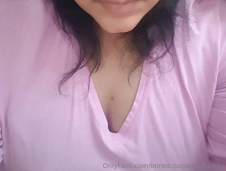 boredcougarhousewife model high quality picture