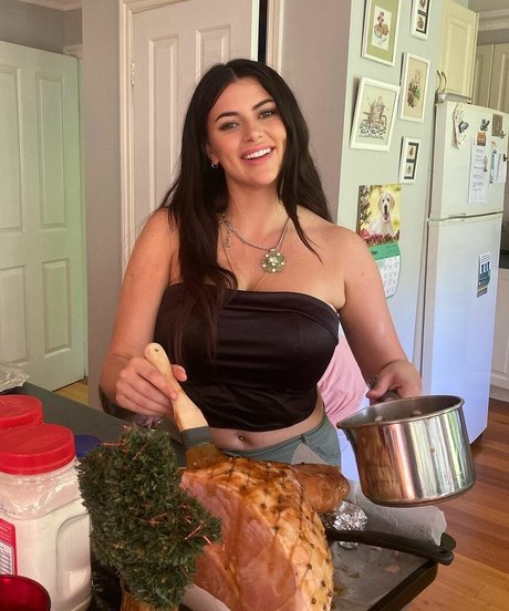 young onlyfans free galleries