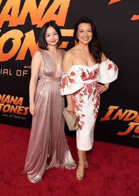 Michaela Zee pornstar xxx archive