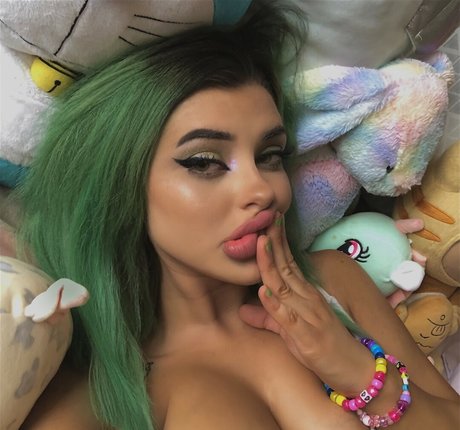 skinny asian onlyfans pornographic pics