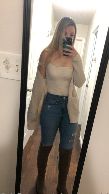 old lady onlyfans naked pictures