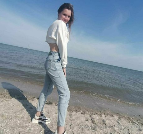 billielens star naked archive